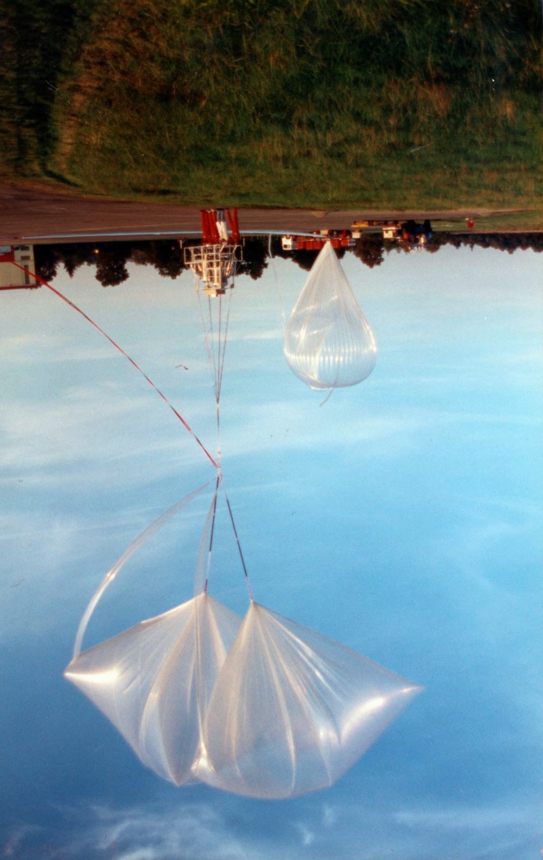 stratospheric balloon Aire-sur-l-adour