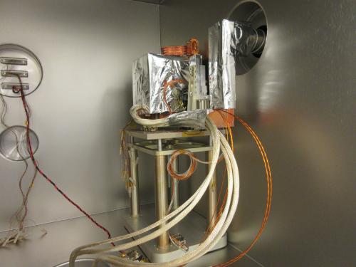 MAJIS VIS-NIR detector in vacuum chamber